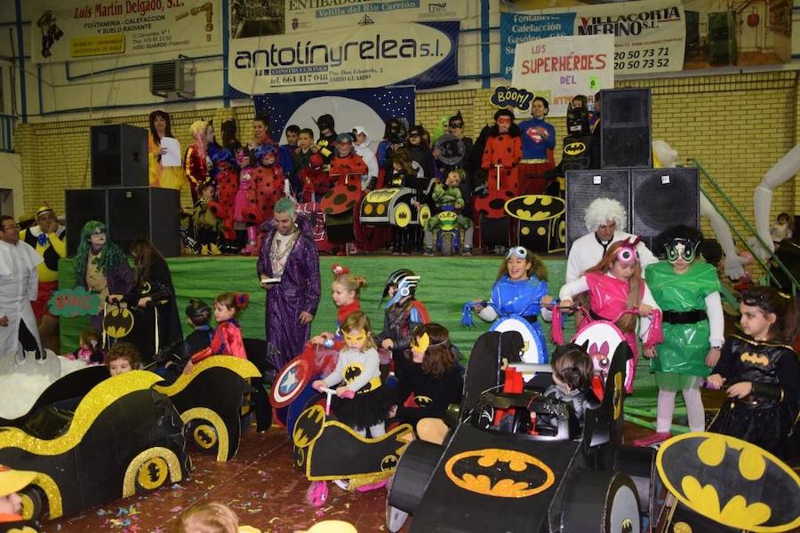 Velilla del Río Carrión celebra un aplazado carnaval