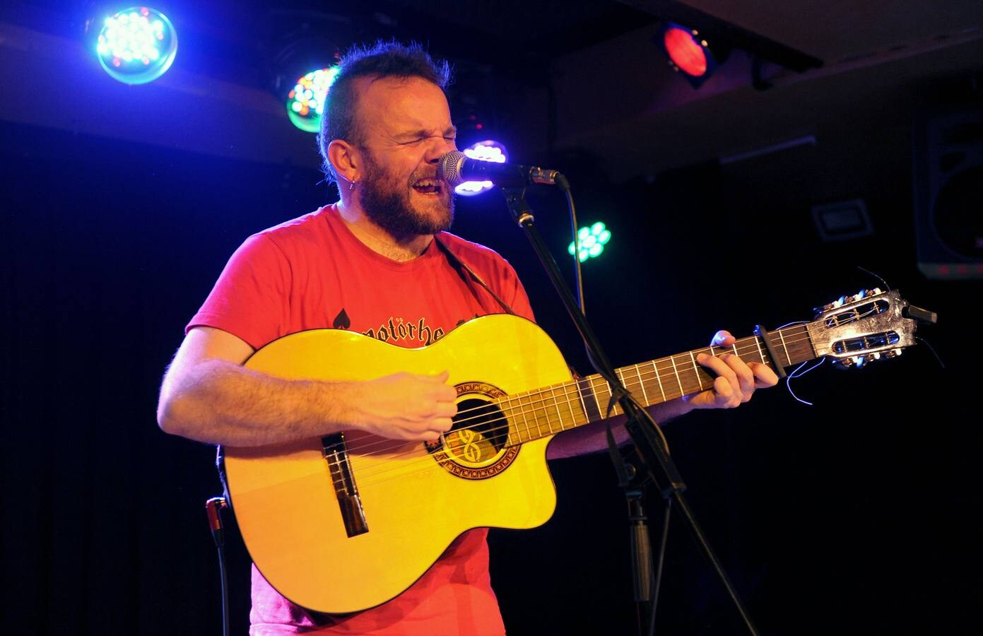 Concierto de El Niño de la Hipoteca en la sala Porta Caeli de Valladolid