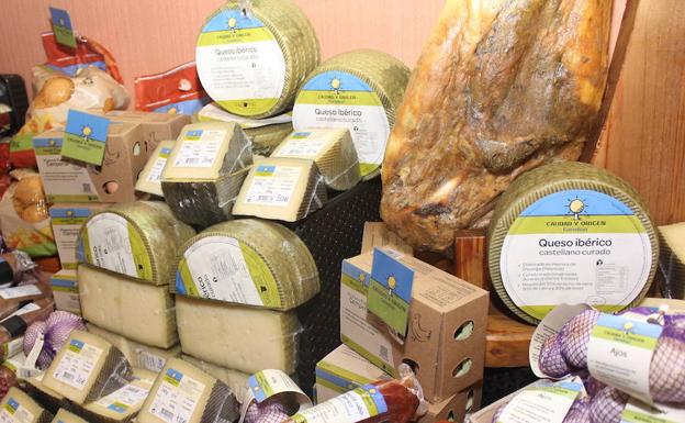 Queso de la firma, en un supermercado. 