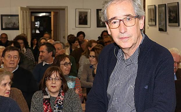 Luis Marigómez, poco antes de dar la conferencia en la Casa Zorrilla. 