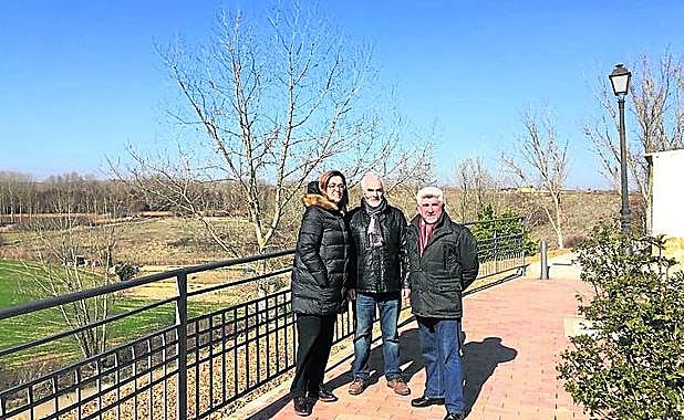 Ángeles Armisén, Julio Martínez y José Antonio Arija. 