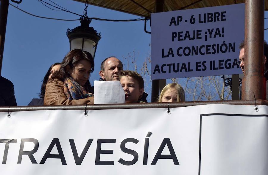 Fotos: Manifestacion en la peligrosa Travesía de San Rafael