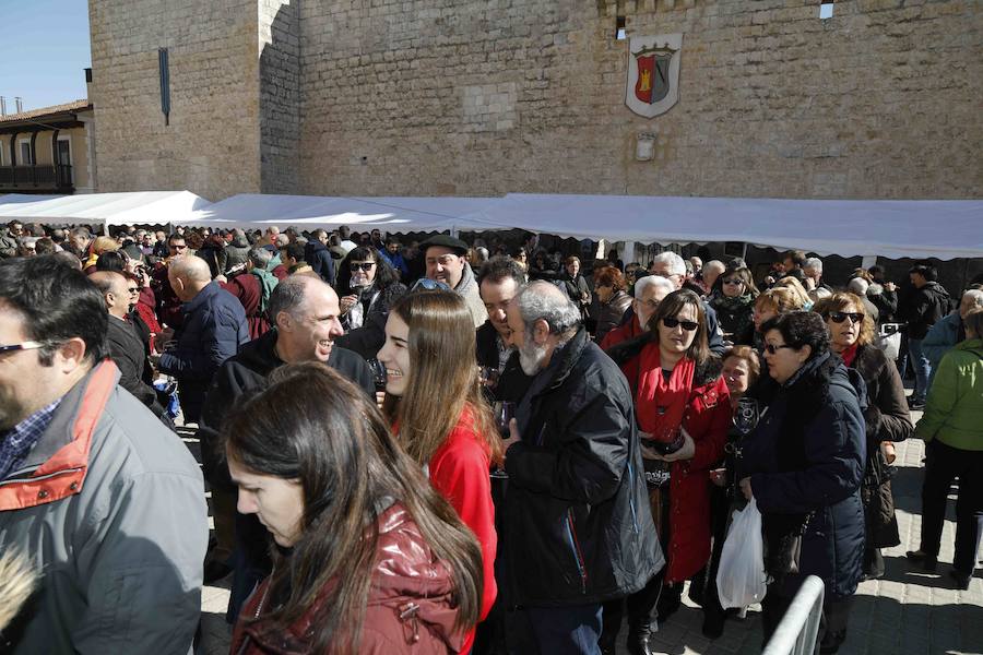 Más de 600 personas se dieron cita el sábado para celebrar la matanza del cerdo, una tradición a la que los habitantes del Valle del Cuco no quieren renunciar.