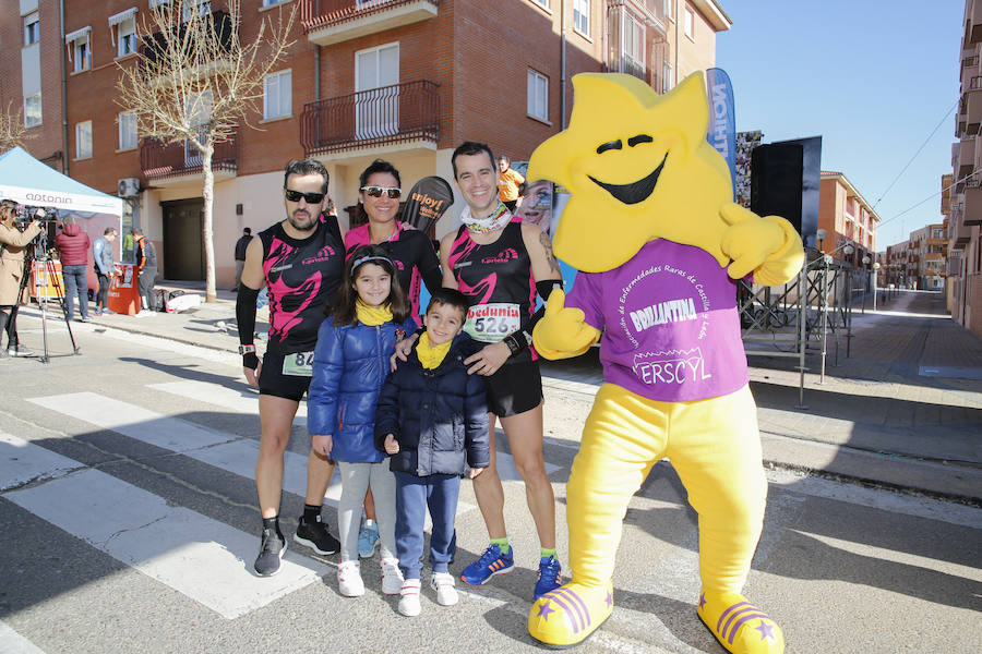 Unos 800 participantes acuden a la carrera en favor de la Asociación de Enfermedades Raras de Castilla y León