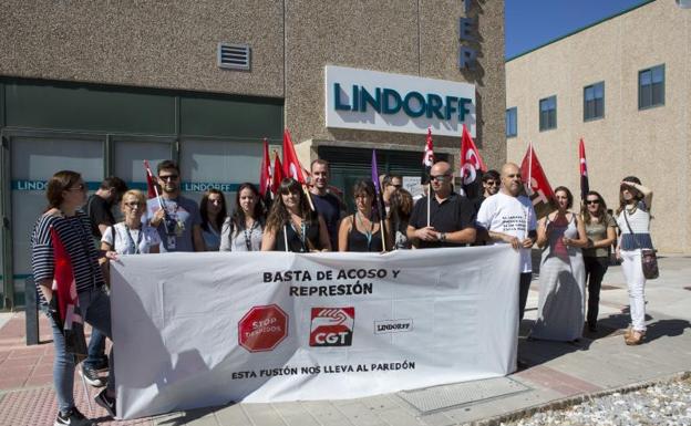 Protesta de trabajadores de Lindorff Valladolid, el pasado mes de septiembre. 