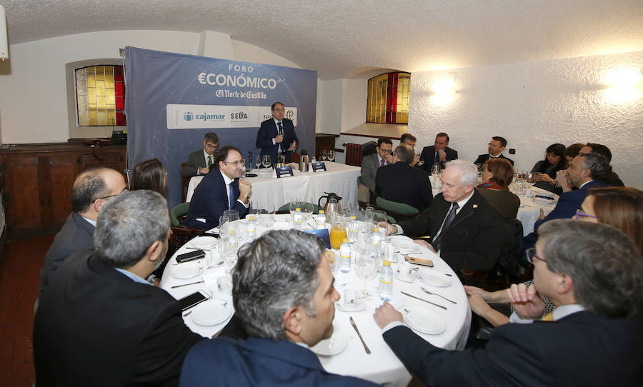 Fotos: Foro Económico con Lorenzo Amor