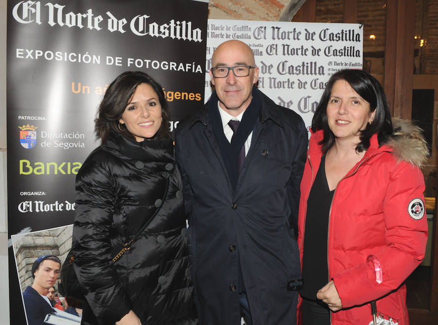 Fotos: Asistentes a la inaguración de la exposición &#039;Un año en imágenes 2017&#039; de el El Norte de Castilla