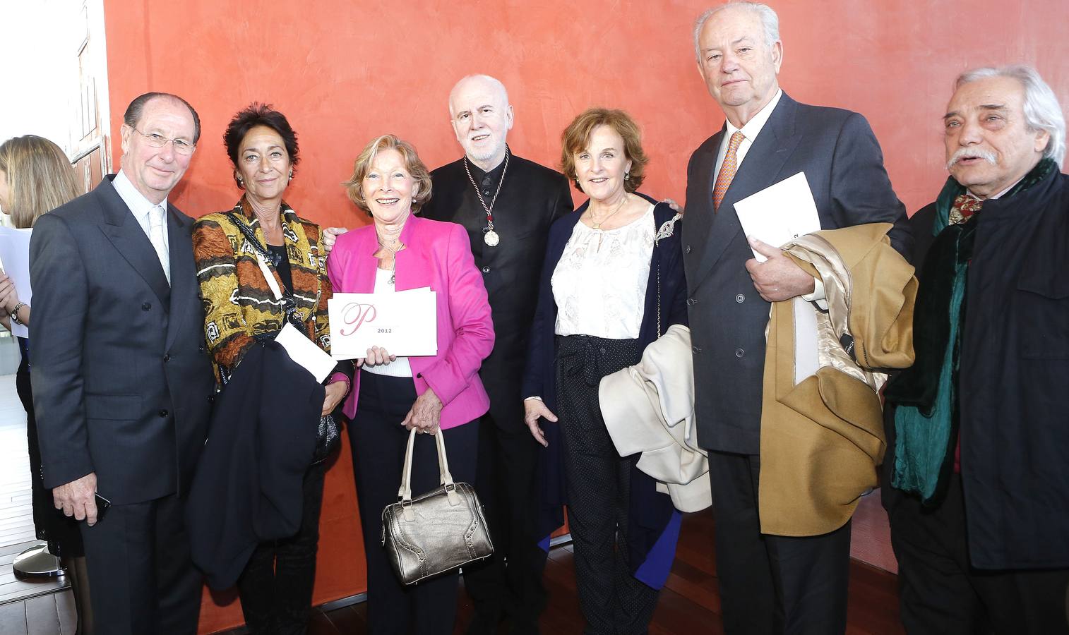 22.04.13 Nicolás Fisher, Beatrice Altobelli, Ana Fisher, con Jesús López Cobos (Premio Castilla y León de las Artes), también acompañado de Javier y Fuencisla Etxeberria y el bodeguero Juan Antonio Fernández, en la entrega de los Premios Castilla y.