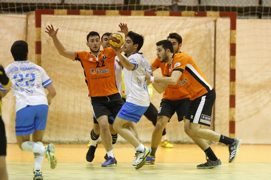 Fotos: Partido entre el BM Ciudad de Salamanca y el Atlético Avilesina