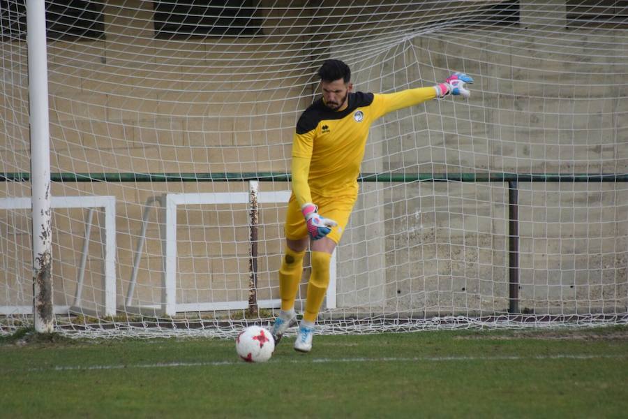 Jornada redonda para el equipo salmantino, que se coloca primero antes de recibir al Astorga el miércoles gracias a los goles de Diego Abad y Carlos López