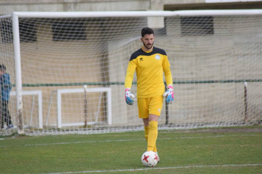 Jornada redonda para el equipo salmantino, que se coloca primero antes de recibir al Astorga el miércoles gracias a los goles de Diego Abad y Carlos López