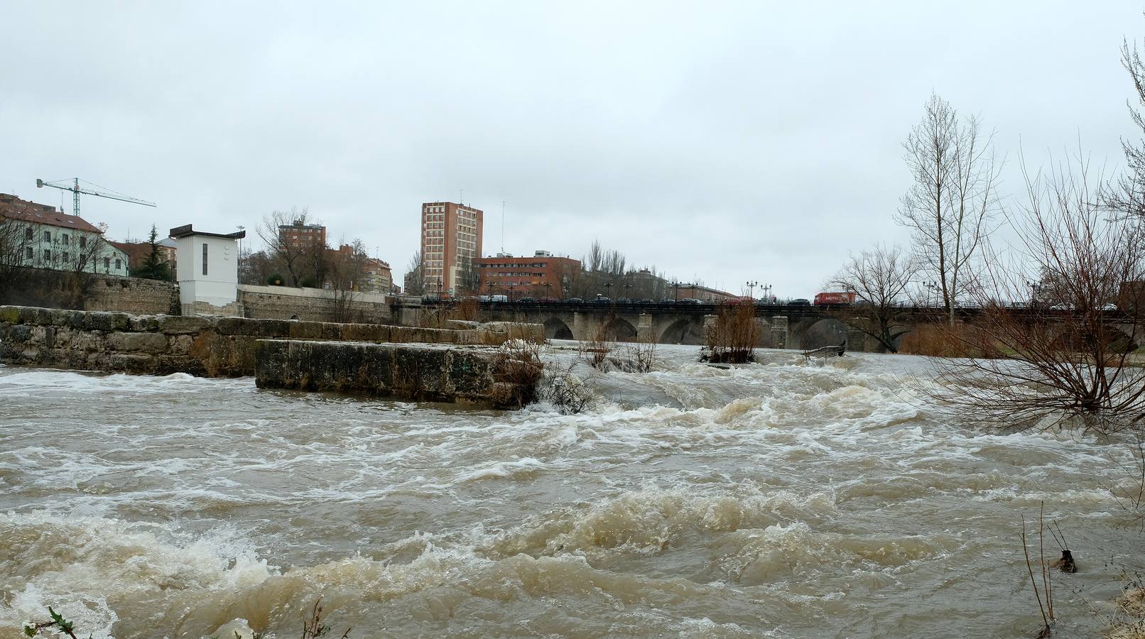 El Pisuerga a su paso por Valladolid.