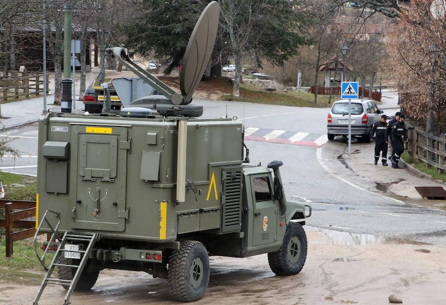 Fotos: La UME toma Valsaín para su entrenamiento