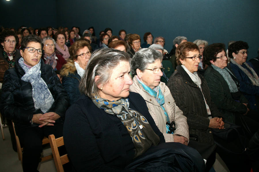 Fotos: 8-M Acto en Navas de Oro