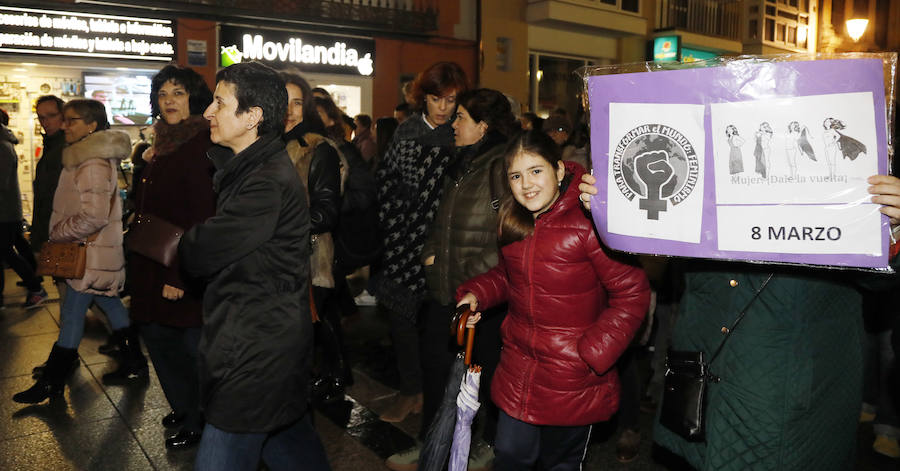 Fotos: El colofón reivindicativo del 8-M en Palencia