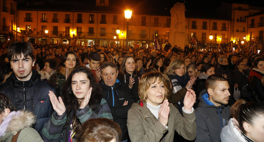 Fotos: El colofón reivindicativo del 8-M en Palencia