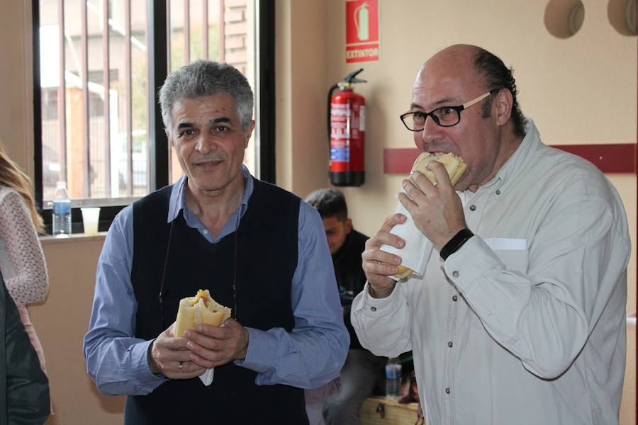 Fotos: Bocata solidario