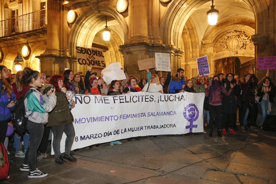 Más de 15.000 personas, según Policía Nacional, han participado en Salamanca en la manifestación convocada por los movimientos feministas con motivo del 8-M