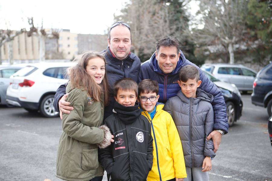 Importante victoria en la prolongación de Unionistas de Salamanca. Un balón colgado por Jorge Alonso en el 93 fue cabeceado por Isaac Manjón a las mallas para darle el triunfo a los salmantinos en un flojo partido del equipo de Astu en Las Pistas ante el Almazán