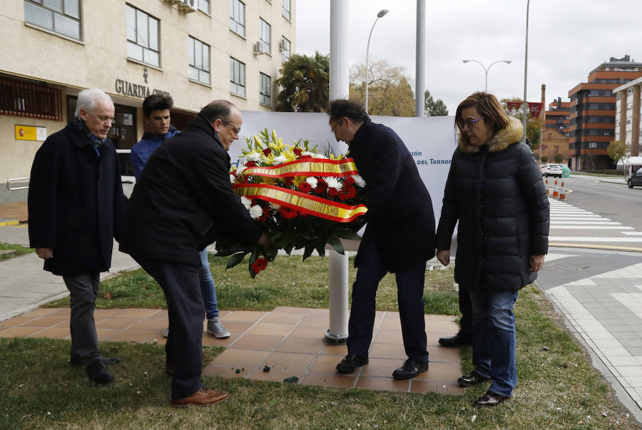 Fotos: Homenaje a las víctimas del terrorismo en Palencia