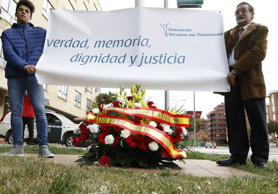 Fotos: Homenaje a las víctimas del terrorismo en Palencia