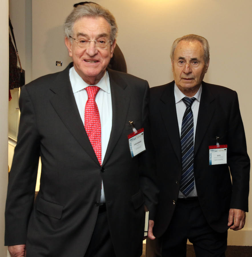 Fotos: Cristóbal Montoro clausura la Asamblea de la Empresa Familiar de Castilla y León