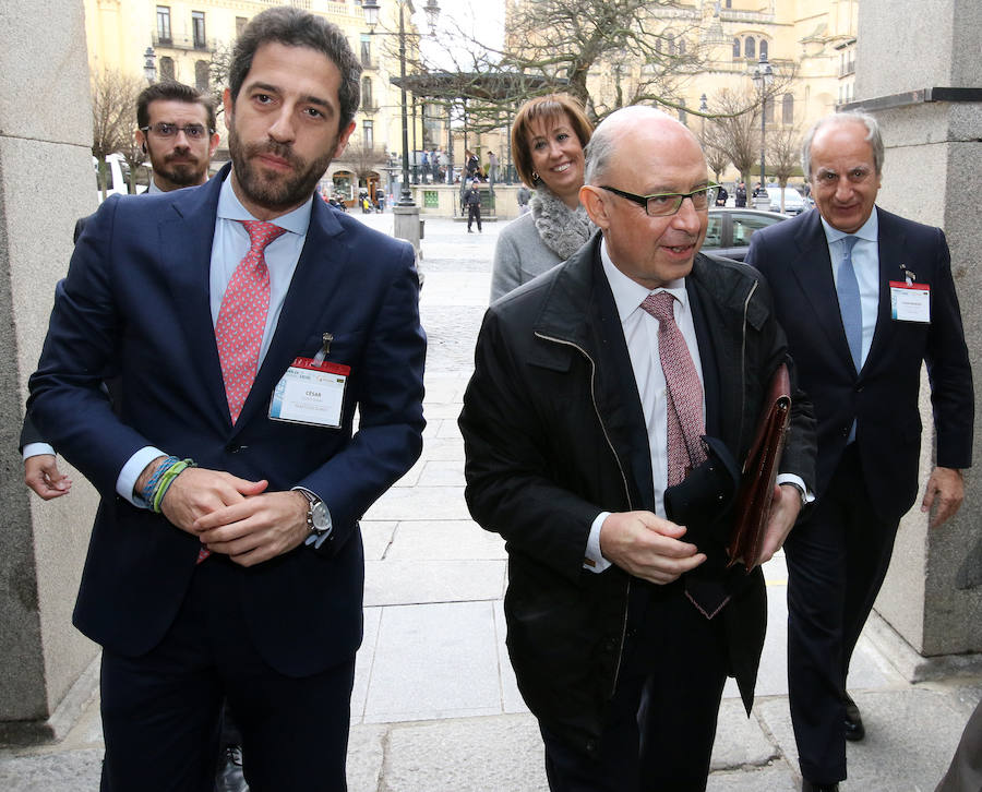 Fotos: Cristóbal Montoro clausura la Asamblea de la Empresa Familiar de Castilla y León