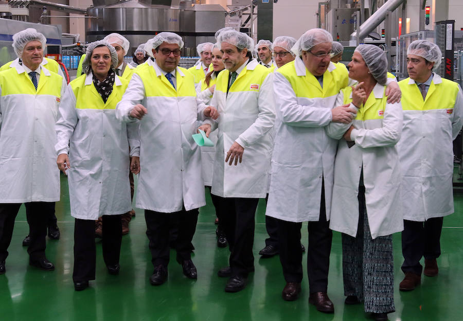 Fotos: Juan Vicente Herrera inaugura la planta de Bezoya en Ortigosa del Monte