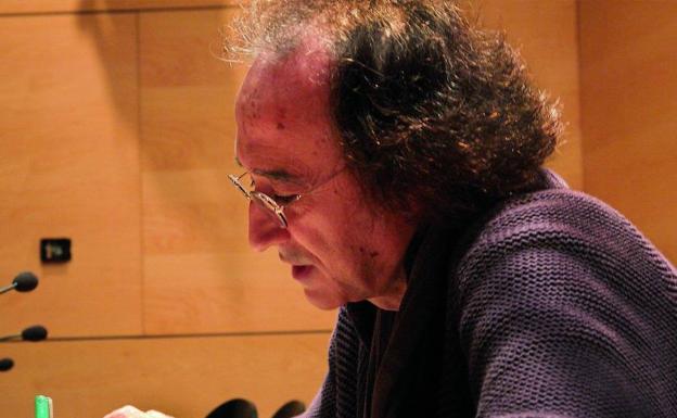 José Luis Cancho, ganador con 'Los refugios de la memoria'. 