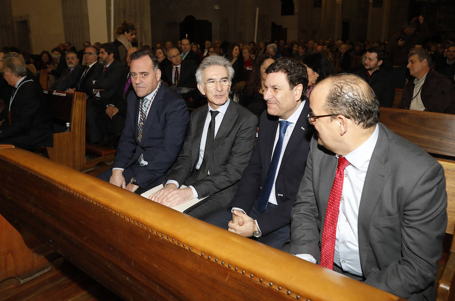Fotos: Pregón de Semana Santa en Palencia