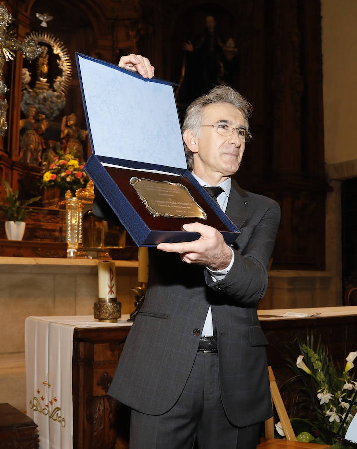 Fotos: Pregón de Semana Santa en Palencia