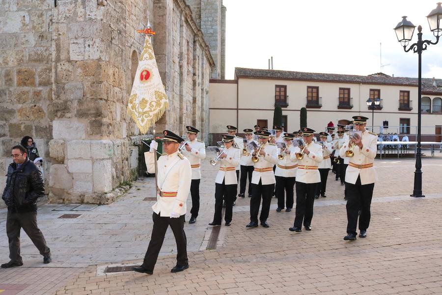 Fotos: Certamen de bandas de Semana Santa en Dueñas