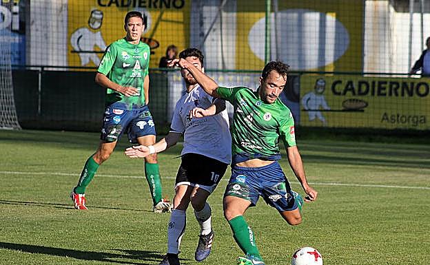 Una acción de la primera vuelta en Astorga.