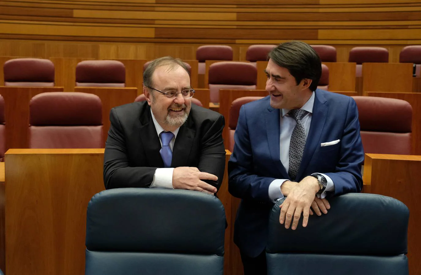 El presidente de la Junta de Castilla y León, Juan Vicente Herrera, ha tendido la mano una vez más para cerrar acuerdos de comunidad en torno a la ordenación del territorio y la reforma del Estatuto de Autonomía