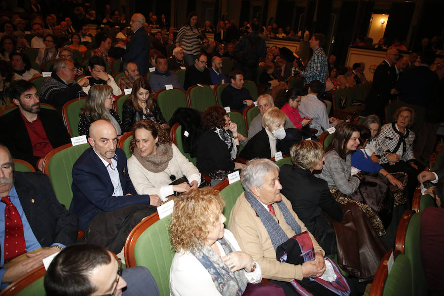 No quiso dejar pasar la oportunidad en el inicio de su pregón de mencionar a la organización que preside, Proyecto Hombre de Salamanca