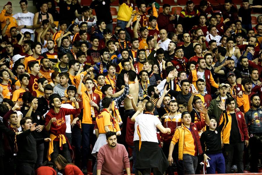 Fotos: Galatasaray 69 - 62 Avenida