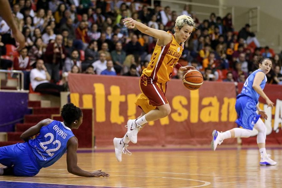 Fotos: Galatasaray 69 - 62 Avenida