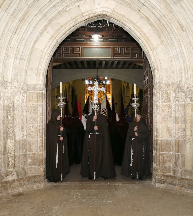 Fotos: Procesión de la Piedad en Palencia