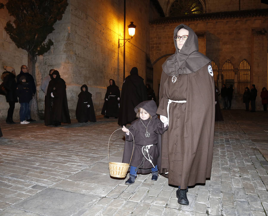 Fotos: Procesión de la Piedad en Palencia