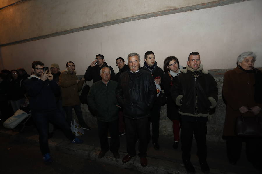 Fotos: Procesión del Ejercicio Público de las Cinco Llagas en Valladolid