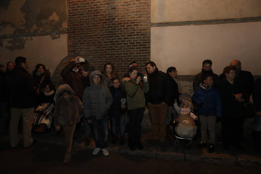 Fotos: Procesión del Ejercicio Público de las Cinco Llagas en Valladolid