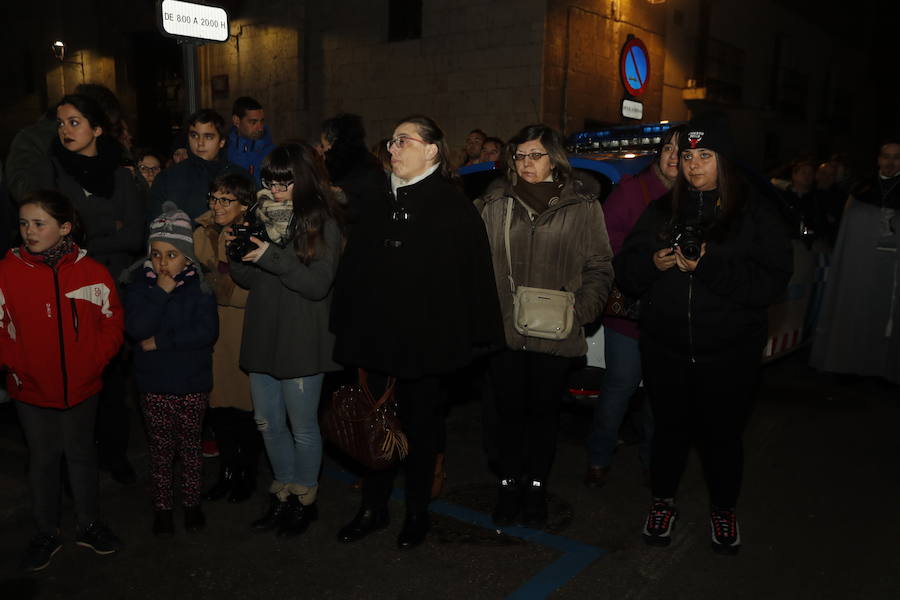 Fotos: Procesión del Ejercicio Público de las Cinco Llagas en Valladolid