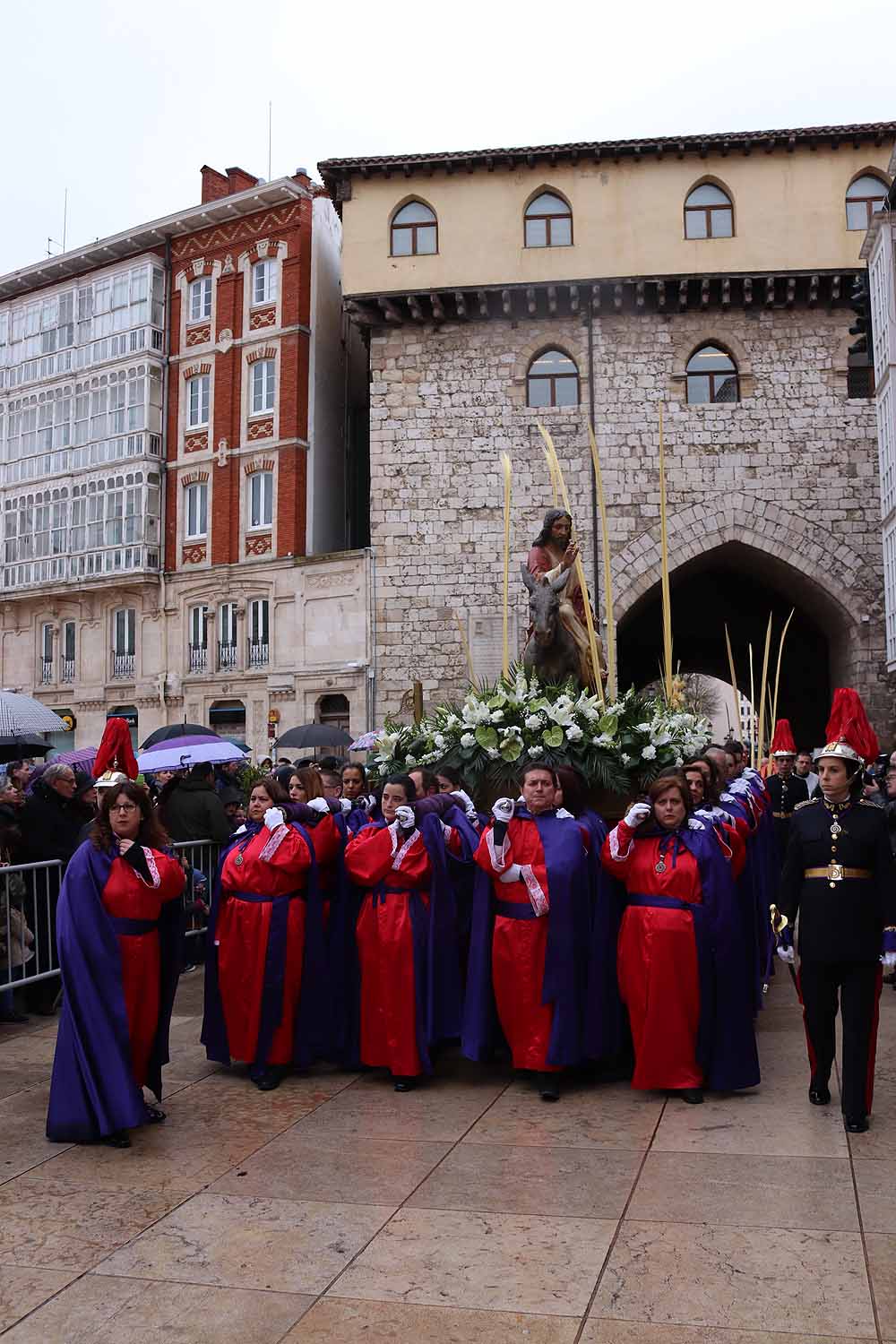 Fotos: Las imágenes de la Procesión de Jesús en La Borriquilla