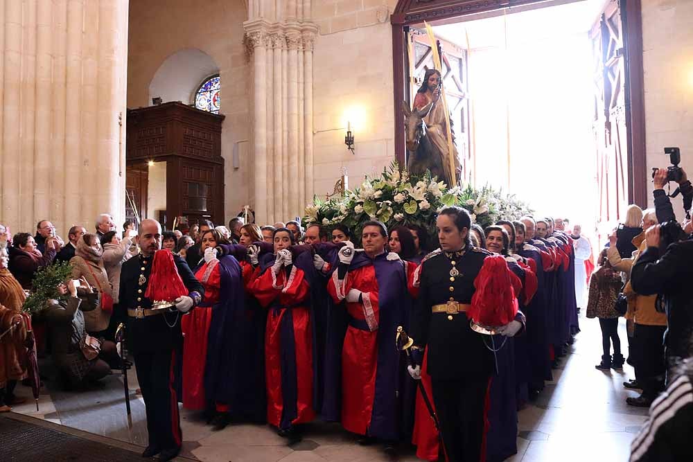 Fotos: Las imágenes de la Procesión de Jesús en La Borriquilla