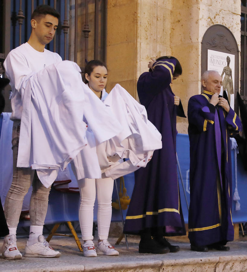 Fotos: Procesión de las Cinco Llagas en Palencia