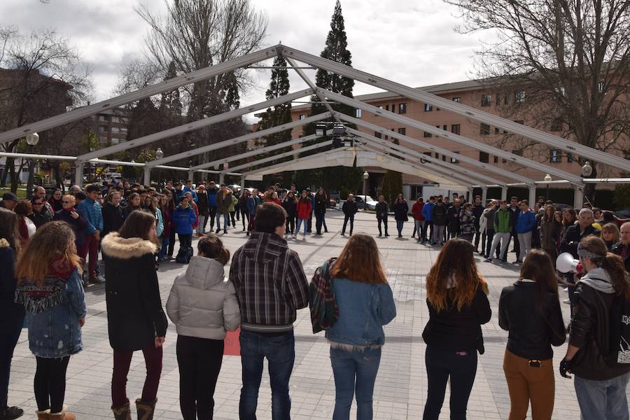 Fotos: Concentración de estudiantes en Guardo