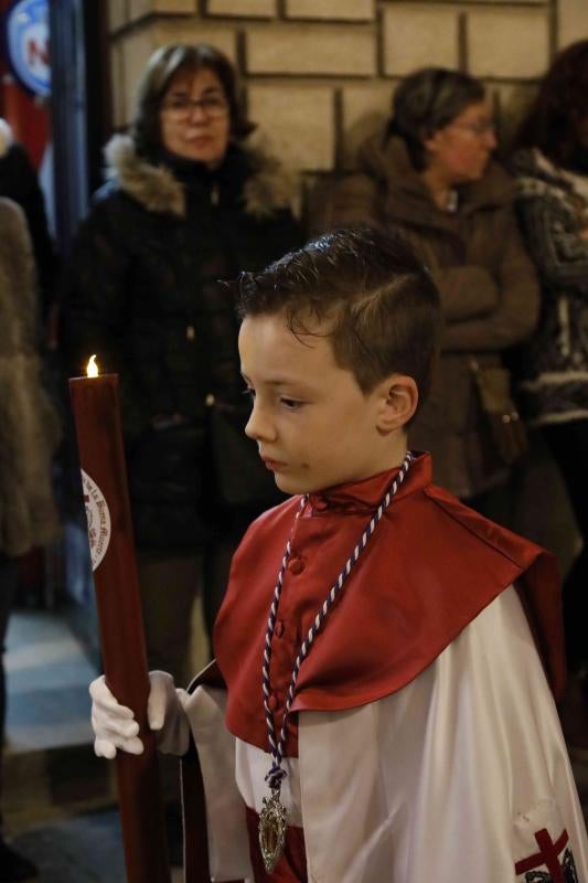Fotos: Procesión de la Cofradía del Santo Cristo de la Buena Muerte en Peñafiel