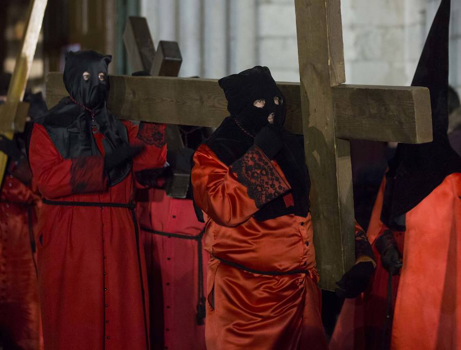 Fotos: La Preciosísima Sangre cumple con la tradición en la procesión de la Buena Muerte en Valladolid