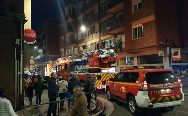 Imagen de la intervención de los Bomberos esta noche. 