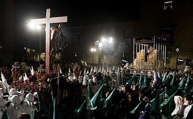 Cristo y su madre volvieron a encontrarse en Ávila